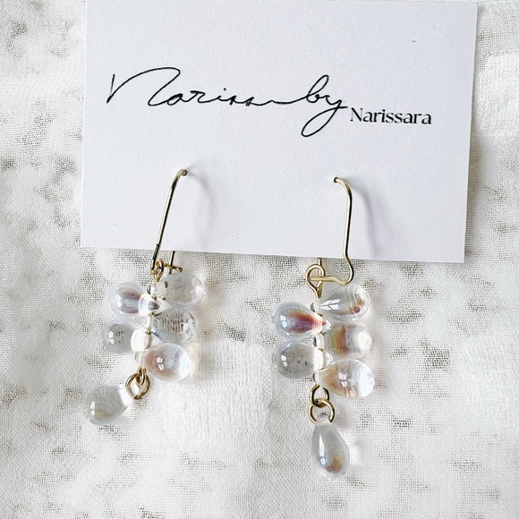 Clear Crystal Cluster Bead Dangle Earrings - Picture 4 of 6
